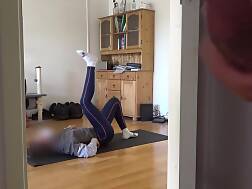 7 min - Stepsister yoga wank