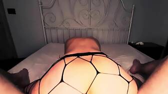 blondie big butt milf