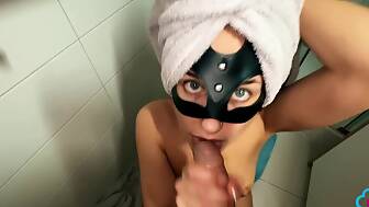 stepsister shower mouth