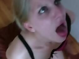 9 min - Submissive milf mouth penetrates