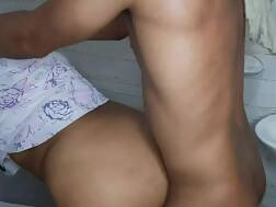 7 min - Fuck stepmom bathroom party