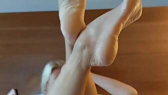 blond mature closeup pussy