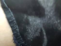 11 min - Thai milf sucks ride