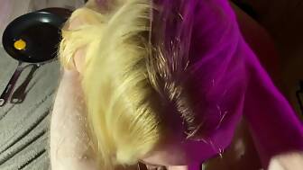 juicy blowjob housewife kitchen