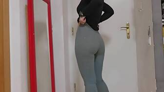4 yoga pants jizzing