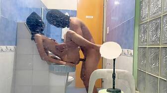 bathroom mirror pinay