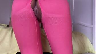 ripped yoga tights dripping