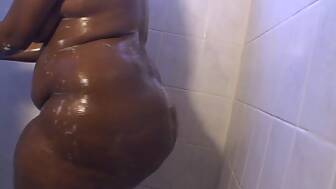 bbw shower