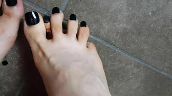 goddess black polish