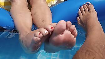 exposing feet