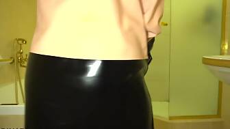 secretary boss wearing
