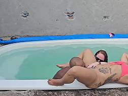 9 min - Masturbating pool banging 2