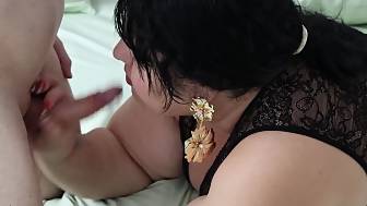 sucks blackhaired bbw deepthroat