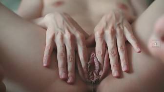 dildo darkhaired fucks cunt