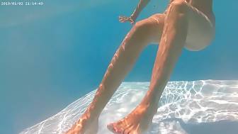 exhibitionist public pool